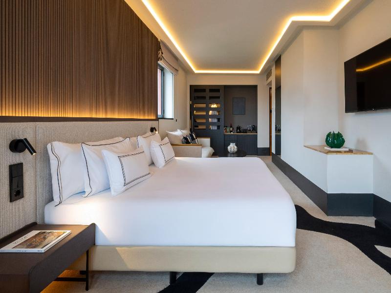 Melia Bilbao image