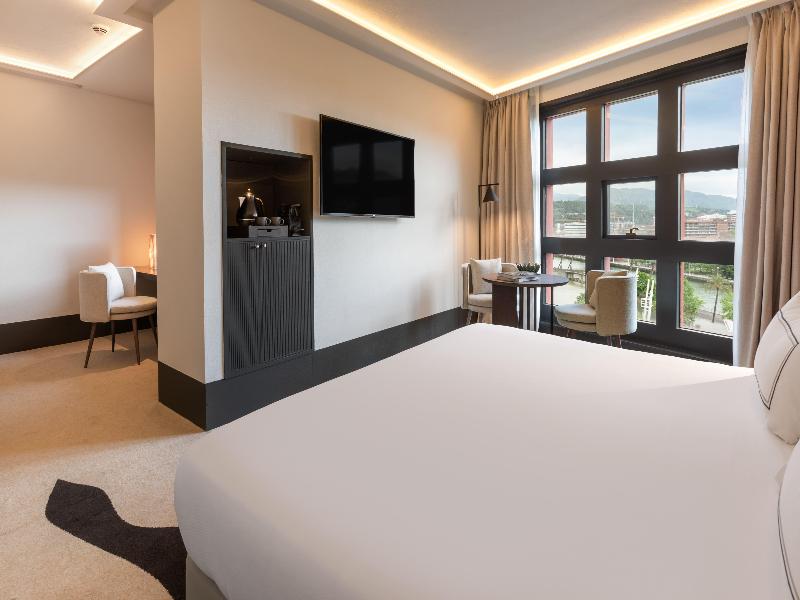 Melia Bilbao image