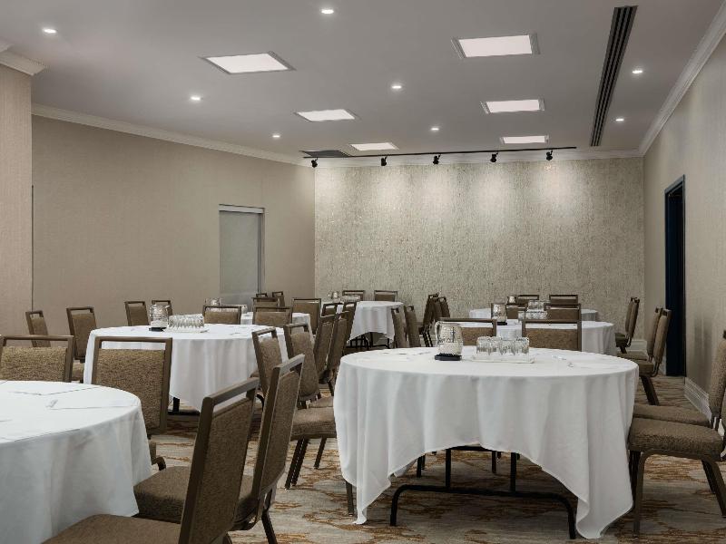 Novotel Toronto Centre image