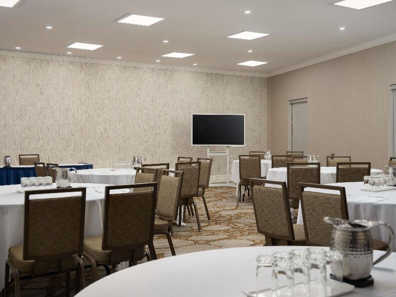 Novotel Toronto Centre image