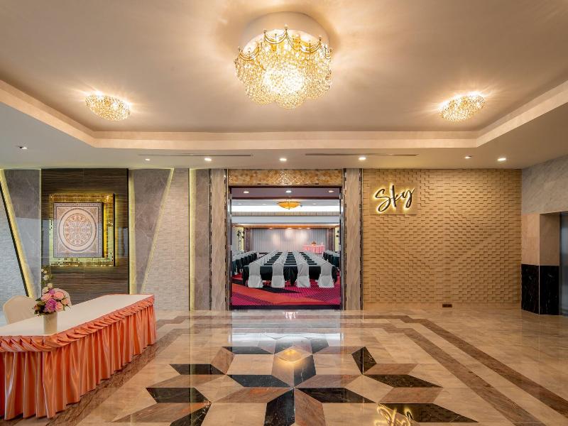 Alexander Hotel Bangkok image