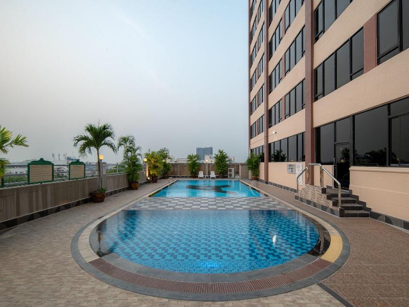 Alexander Hotel Bangkok image