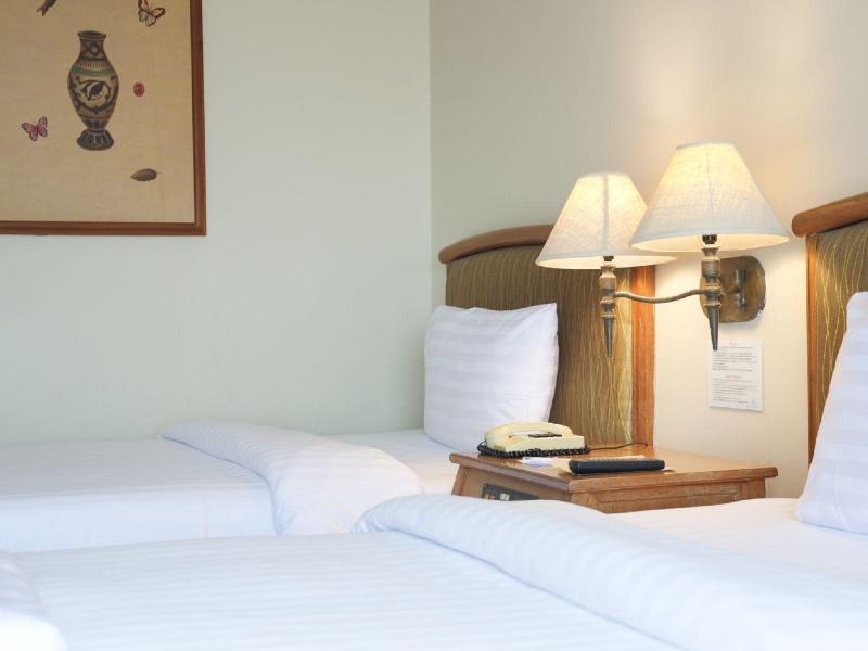 The Royal City Hotel 2
