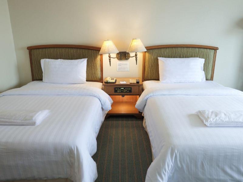 The Royal City Hotel 3