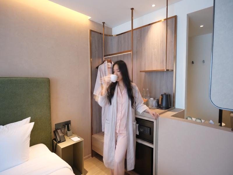 ROYS Hotel Bangkok  image