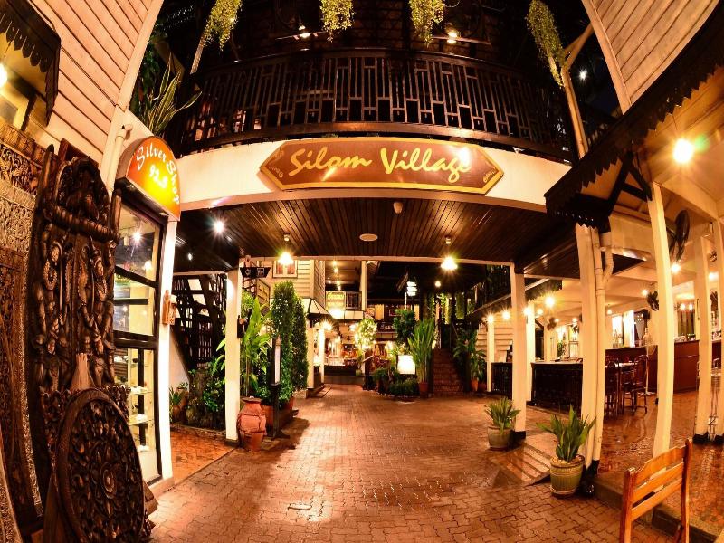 Silom Village Inn image