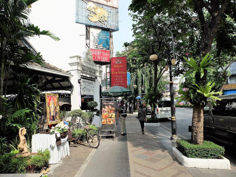 Silom Village Inn image
