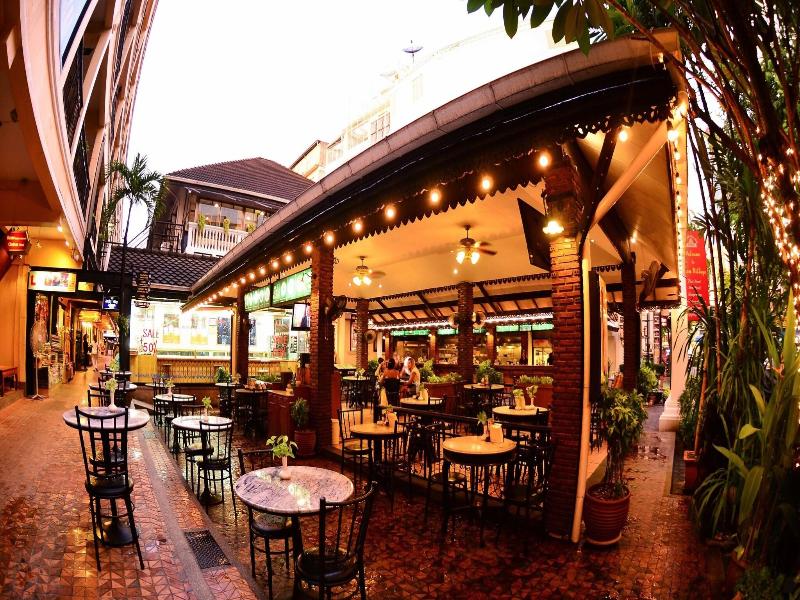 Silom Village Inn image