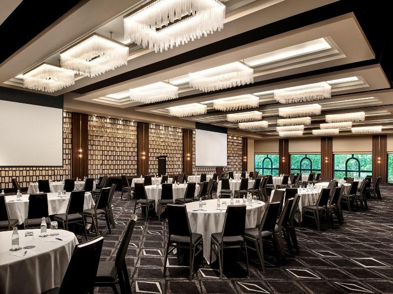 Sheraton Grand Sydney Hyde Park image