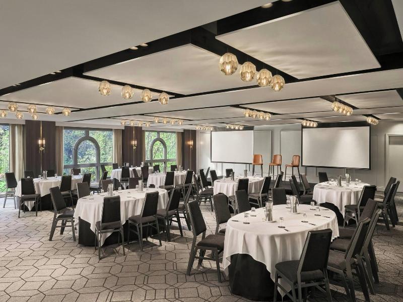 Sheraton Grand Sydney Hyde Park image