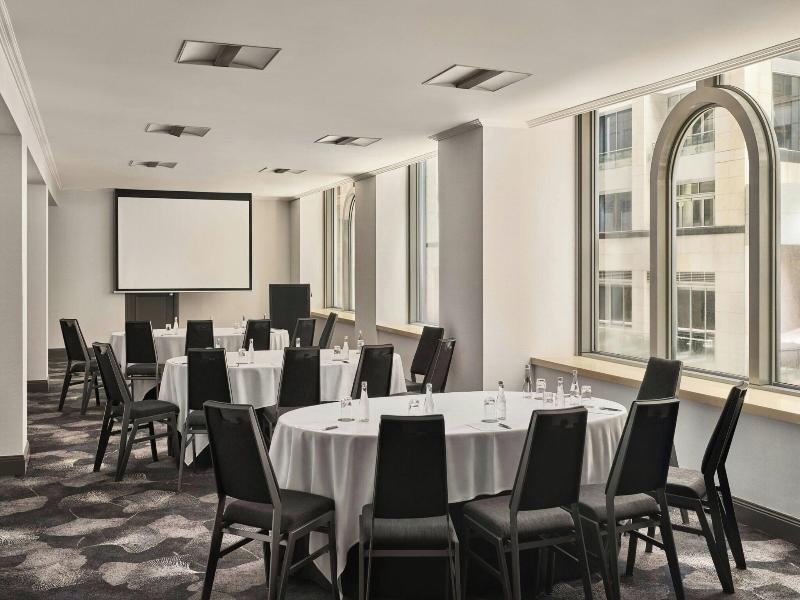 Sheraton Grand Sydney Hyde Park image
