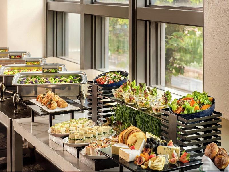 Sheraton Grand Sydney Hyde Park image