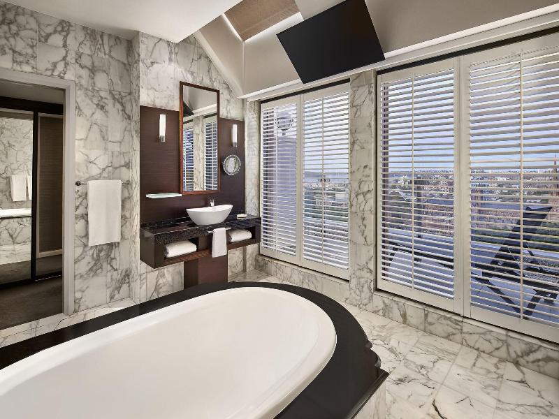 Sheraton Grand Sydney Hyde Park image