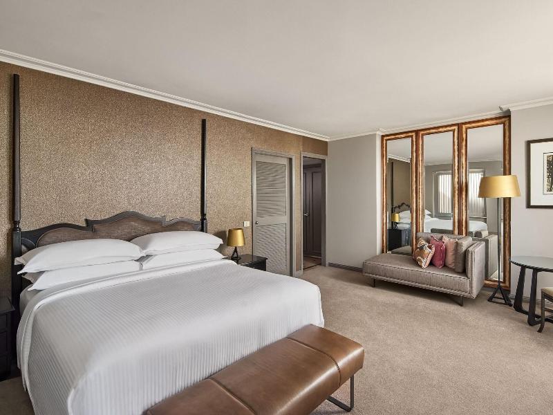 Sheraton Grand Sydney Hyde Park image
