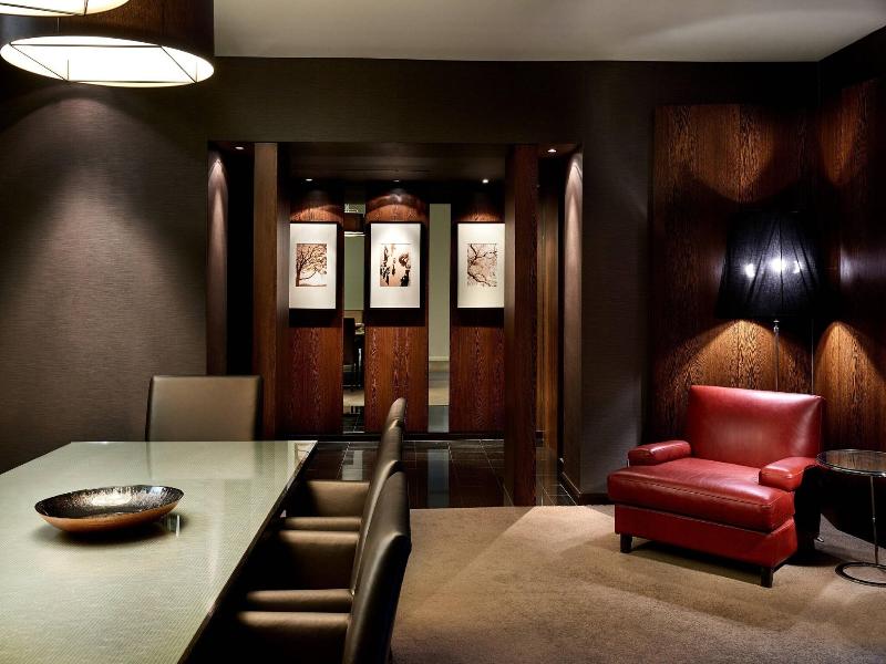 Sheraton Grand Sydney Hyde Park image