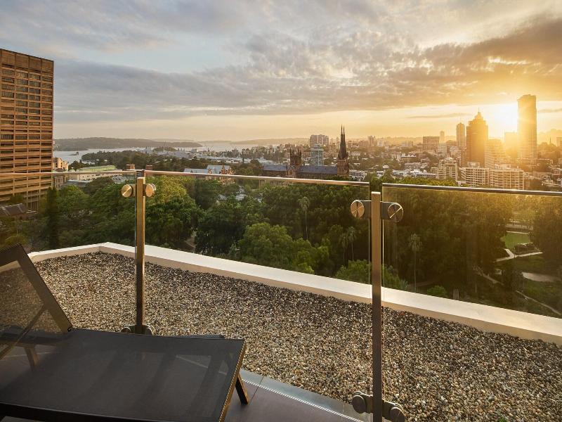 Sheraton Grand Sydney Hyde Park image