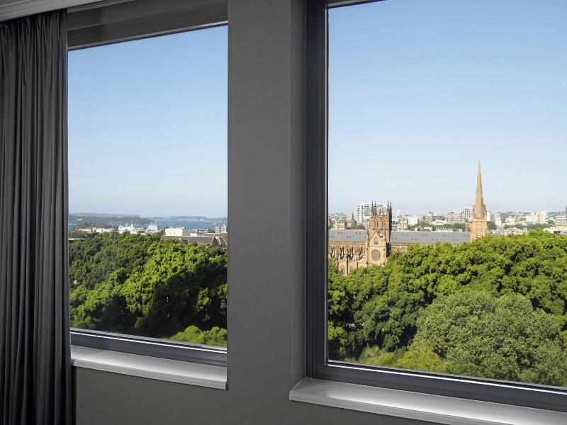 Sheraton Grand Sydney Hyde Park image