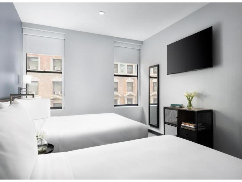 OYO Hotel Times Square  image