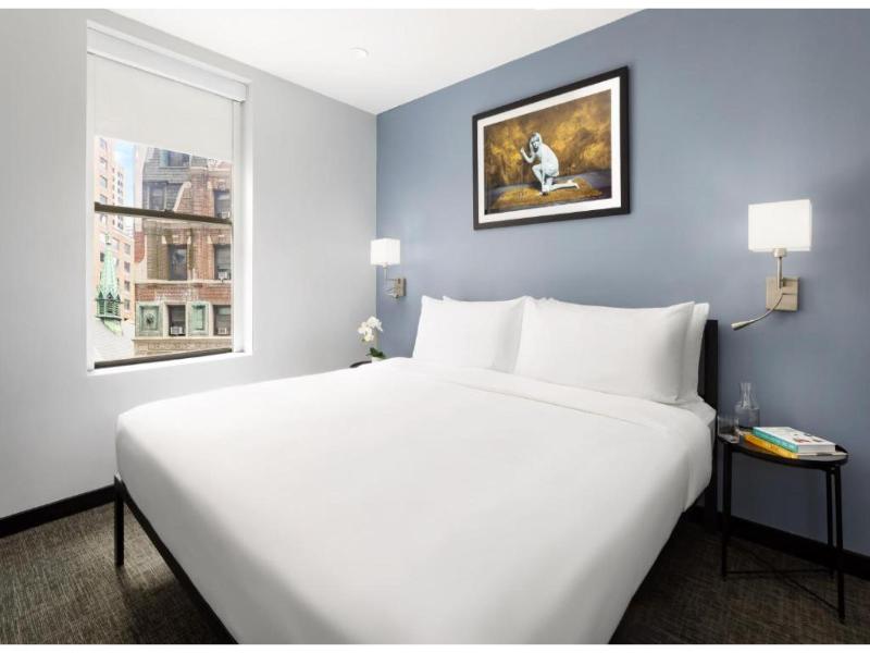 OYO Hotel Times Square  image