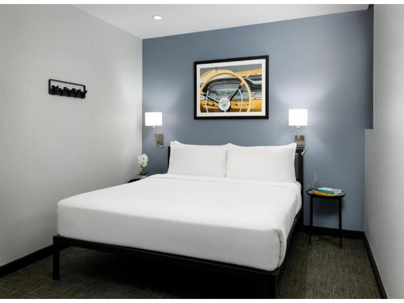 OYO Hotel Times Square  image