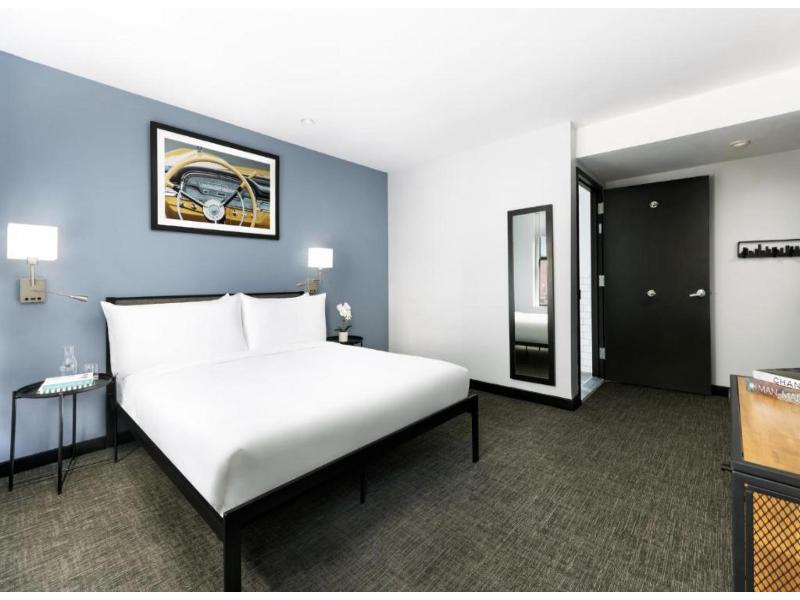OYO Hotel Times Square  image