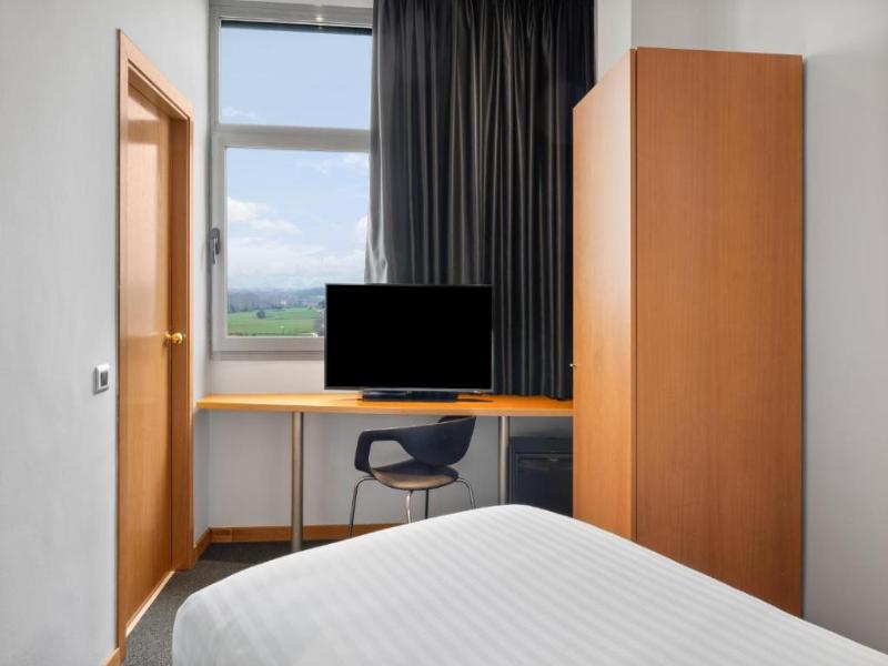 B&B HOTEL Barcelona Mollet Porta de Gallecs image