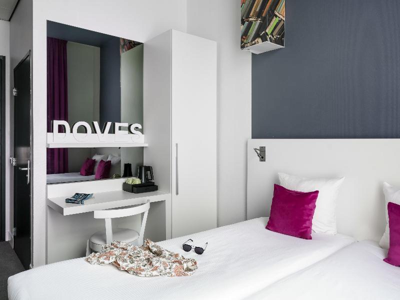 ibis Styles Amsterdam Amstel image