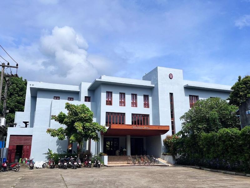 Riverhouse Resort Mae Sariang