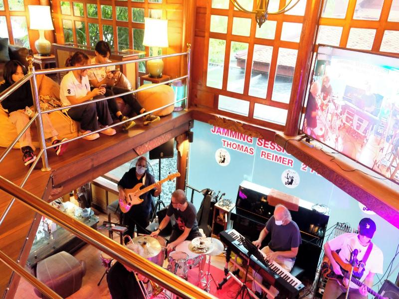 Sugar Hut image
