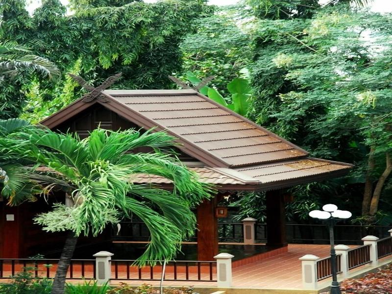 Maeyom Palace Hotel Phrae image