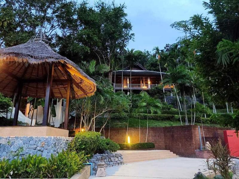 Racha Kiri Resort & Spa Khanom image