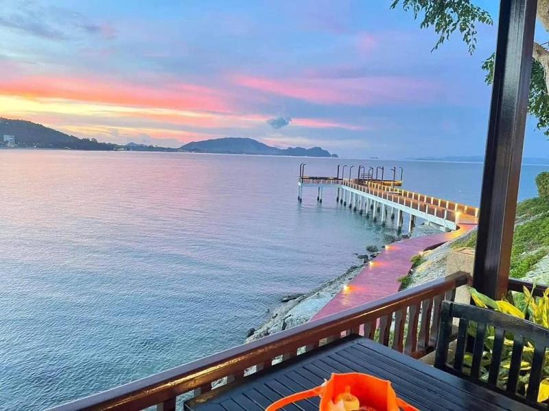 Racha Kiri Resort & Spa Khanom image