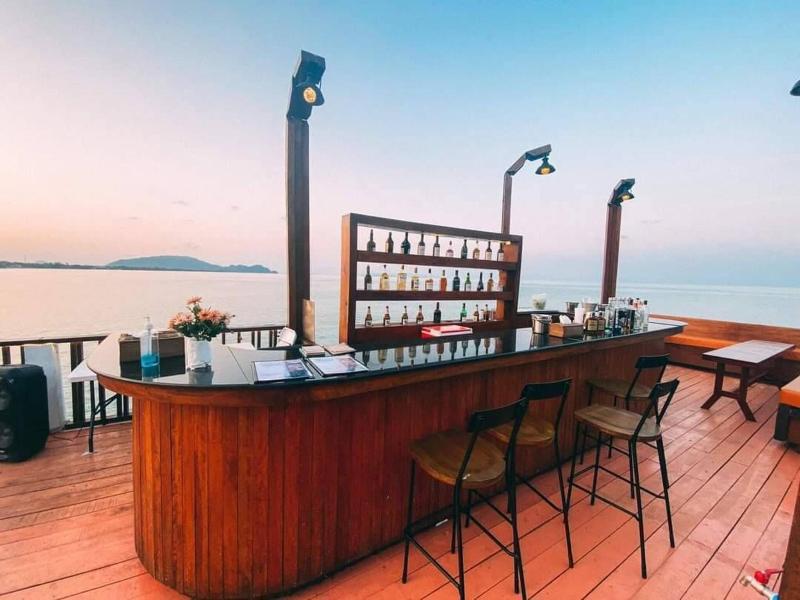 Racha Kiri Resort & Spa Khanom image