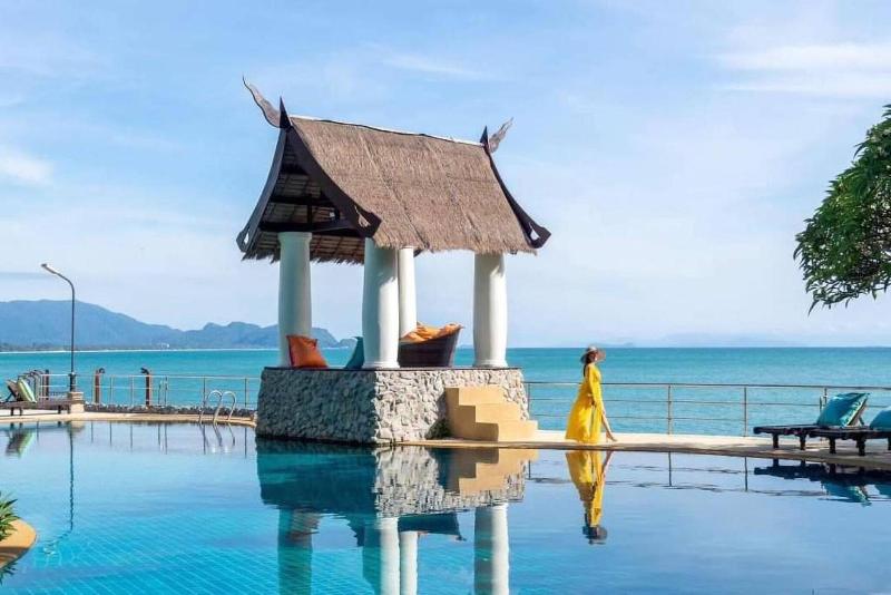 Racha Kiri Resort & Spa Khanom image