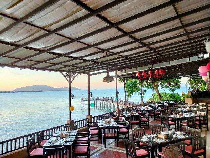 Racha Kiri Resort & Spa Khanom image