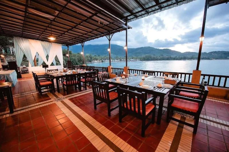 Racha Kiri Resort & Spa Khanom image