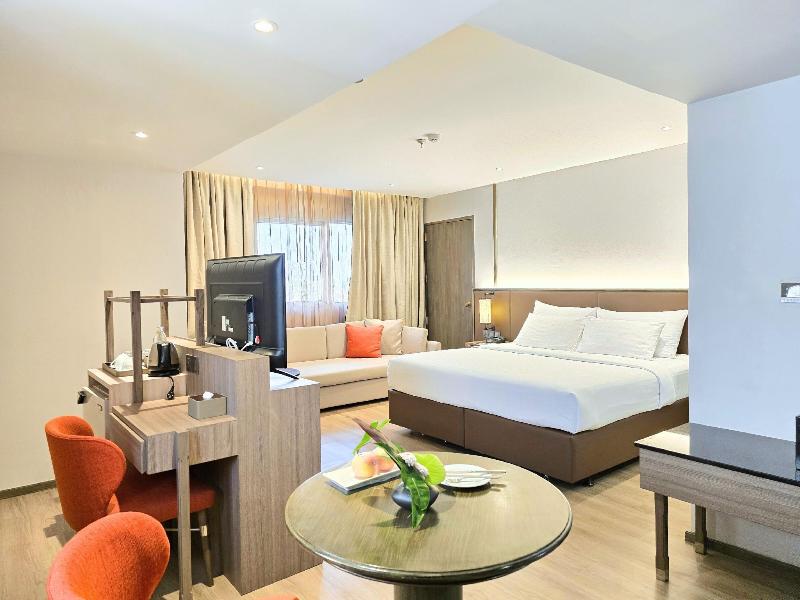 Sima Thani Hotel image