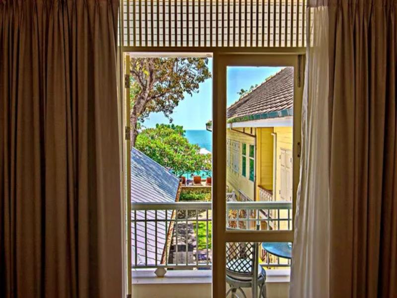 Baan Bayan Beach Hotel image