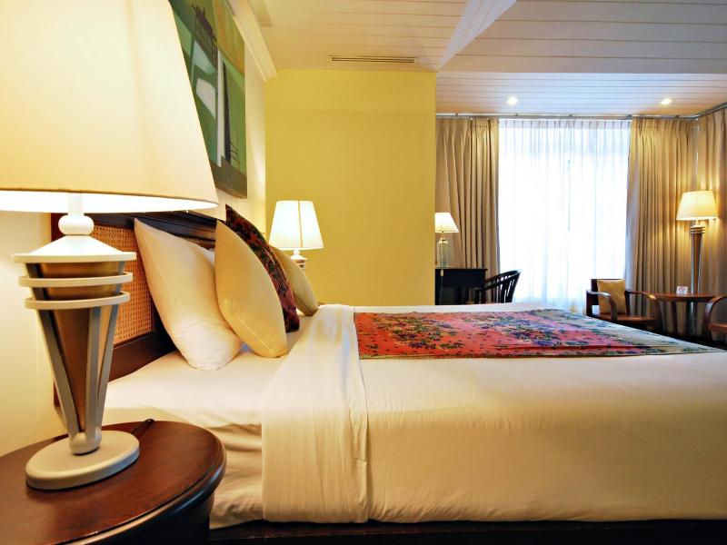 Baan Bayan Beach Hotel image