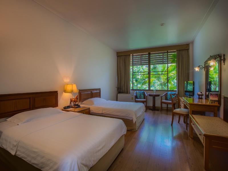Sailom Hotel image