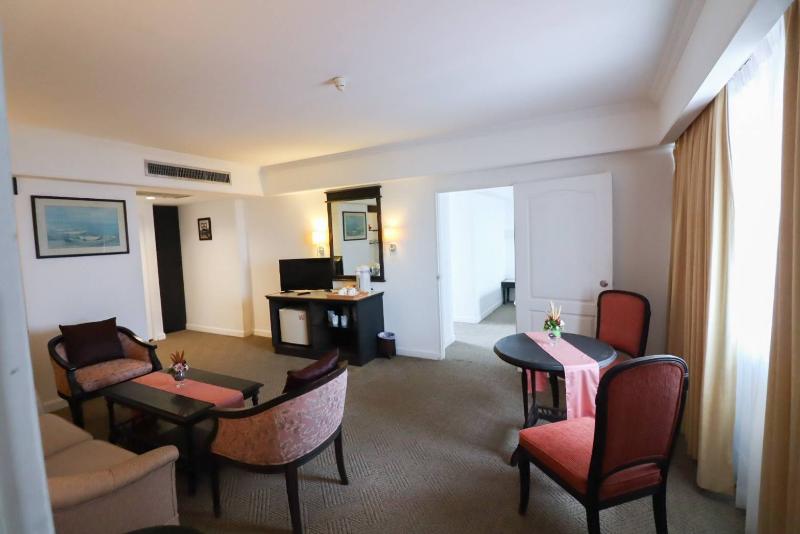 Huahin Grand Hotel & Plaza image
