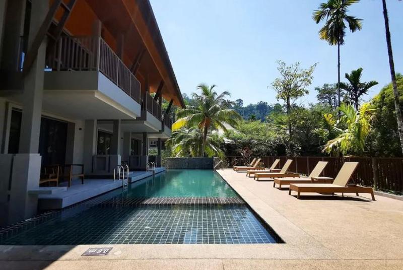 VILLA BEACH FRONT
