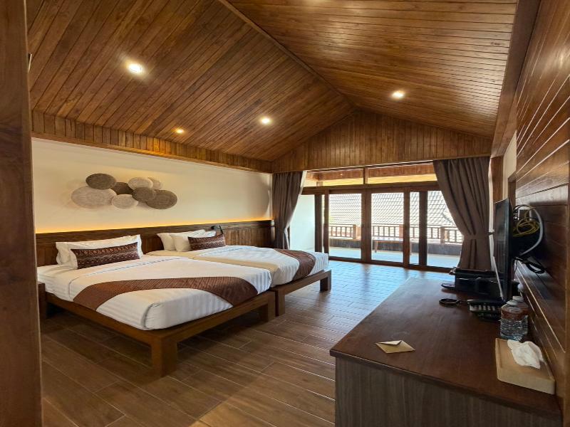 Phi Phi Villa Resort (SHA Extra Plus+) image