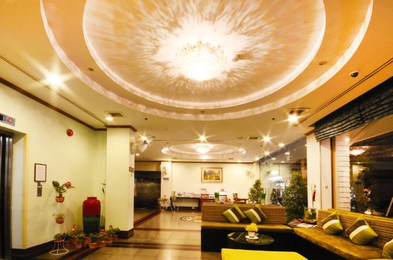 Thipurai City Hotel