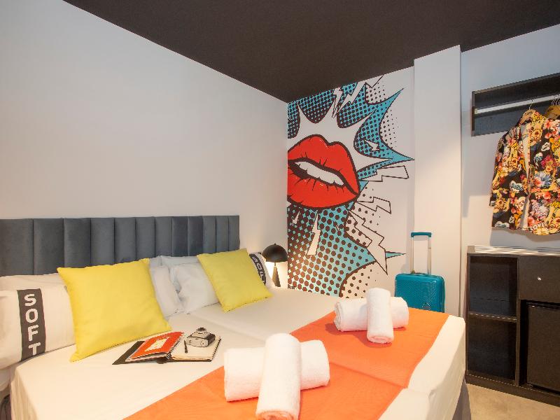 CASUAL POP ART BENIDORM image