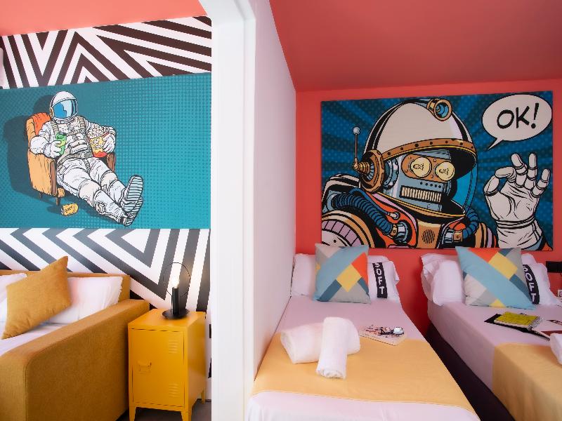 CASUAL POP ART BENIDORM image