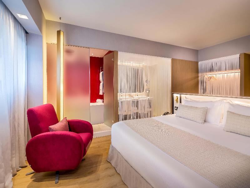 Barcelo Malaga image