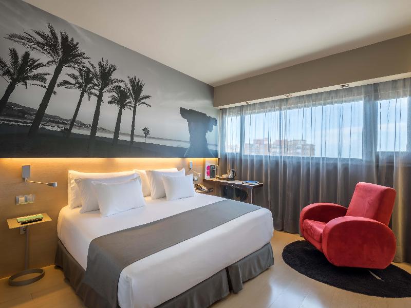 Barcelo Malaga image