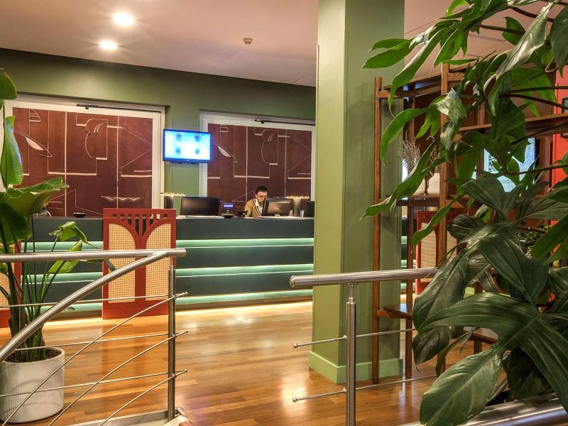 Mercure Roma Centro St. John image