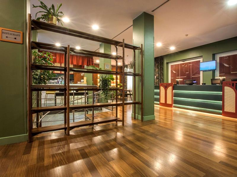 Mercure Roma Centro St. John image